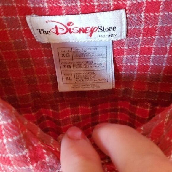 Disney Embroidered Red Flannel Pooh Skying Casual Button Down Sz XL Shirt - Picture 4 of 8